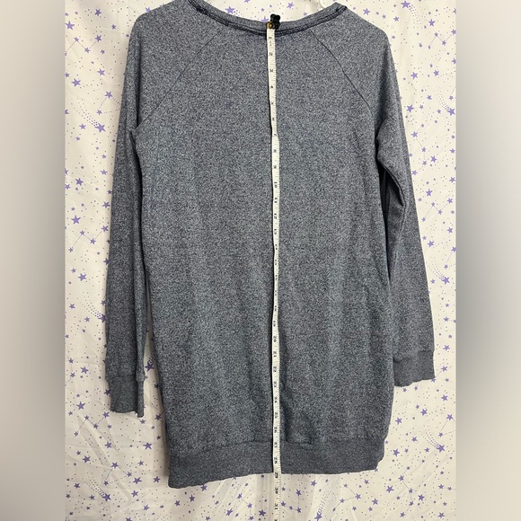 XS H&M blue/gray marbled type sweater - Picture 3 of 7